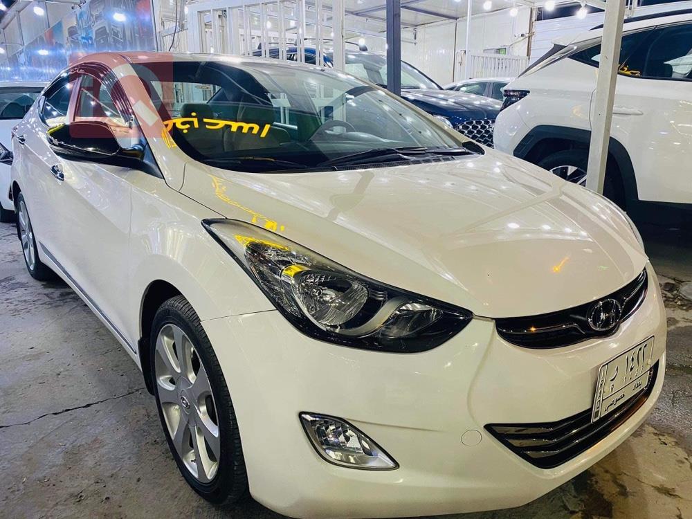 هیوندای ئەلەنترا